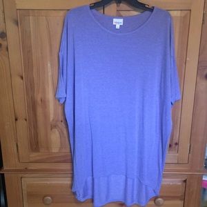 EUC Lularoe Irma Tunic Size Large. Beautiful!